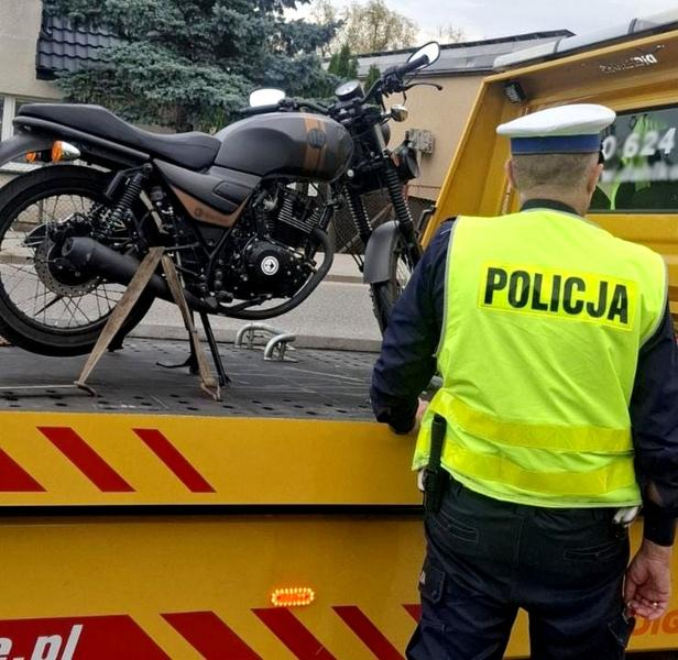 Jazda motocyklem bez uprawnień
